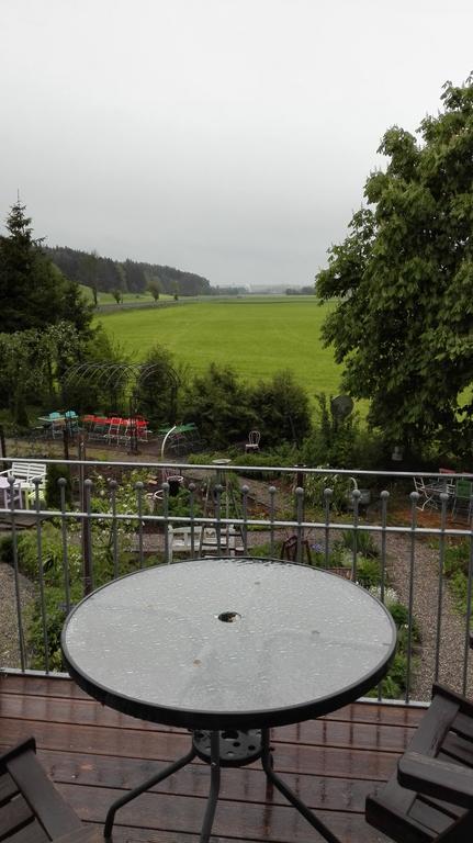 Kleines Schloesschen Leilighet Leinau Eksteriør bilde